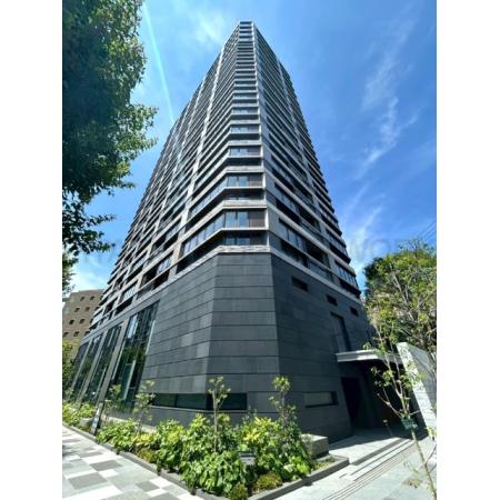 鉄筋コンクリート造地下1階付地上18階建て