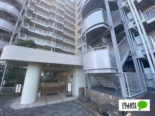 メイツ草加 エントランス