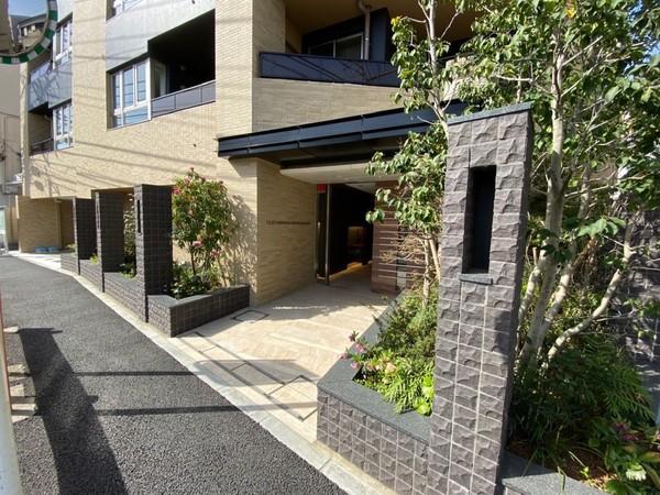 クリオ横濱東白楽 エントランス