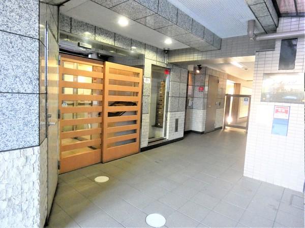シャインハイツ久米川駅前 エントランス