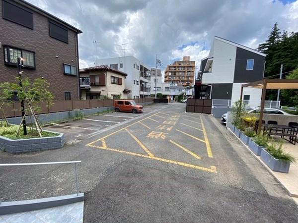 サンリーノ中央林間 駐車場