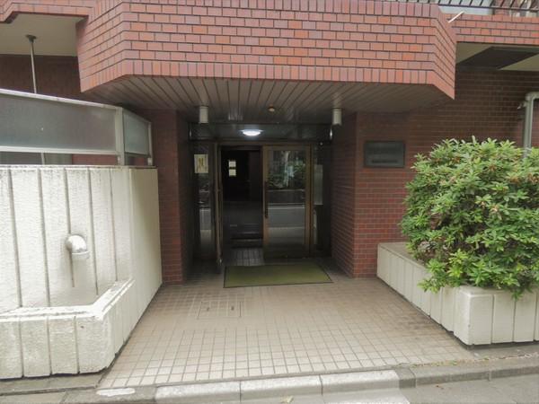 ＫＡマンション中野弥生町 エントランス