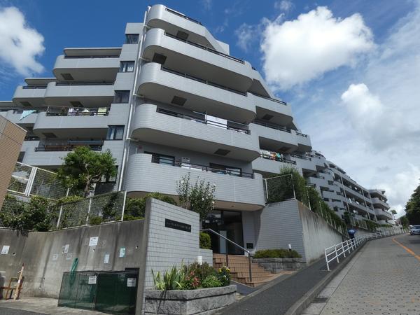 ニューウェルテラス金沢八景A棟 外観