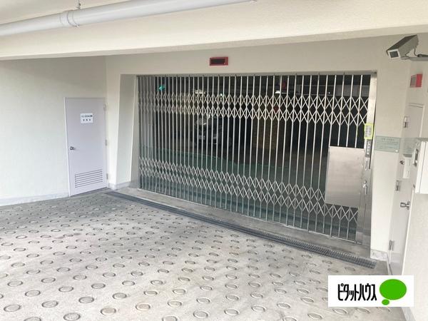 マンション小石川台 駐車場