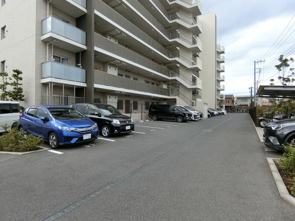 ポレスター流山平和台 駐車場