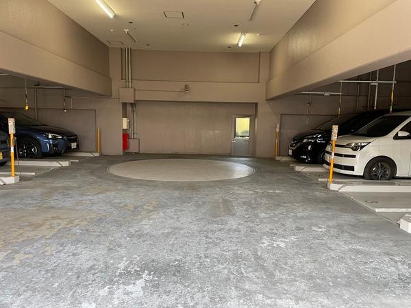 クレッセント武蔵新城Ⅲ 駐車場