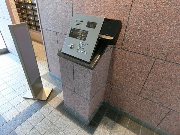 浦和南パーク・ホームズ弐番館 エントランス
