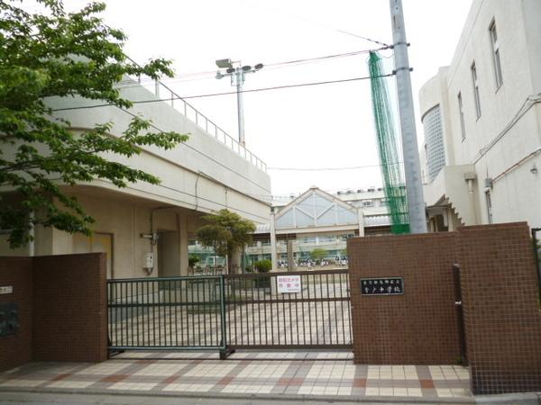 中学校
