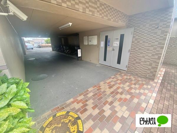 レクセルマンション松原団地第二 駐車場