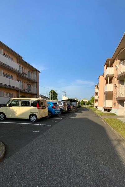 江戸川台グリーンハイツ２号棟 駐車場