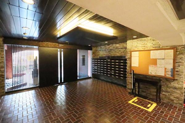 ライオンズマンション一番町 ロビー