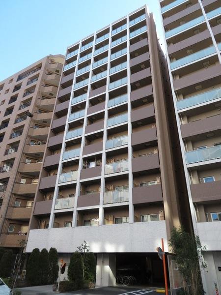 2015年築の築浅マンションです