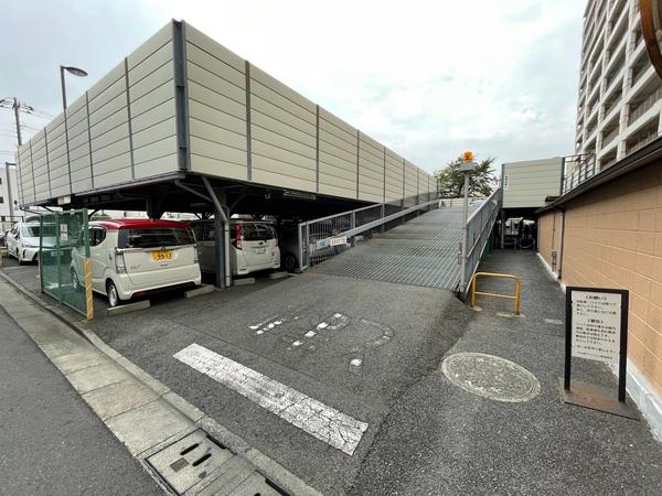 竹の塚マンション 駐車場