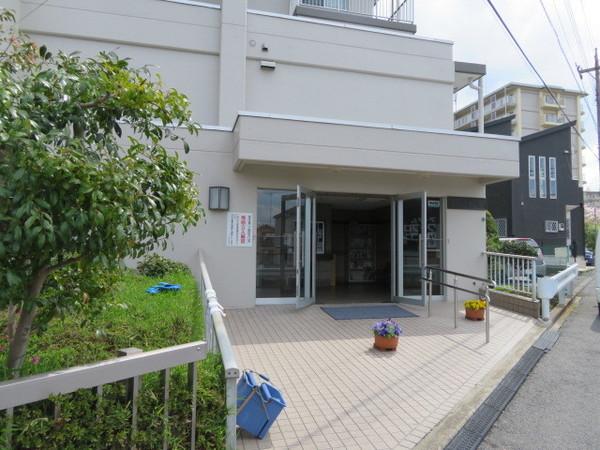 メイツ越谷 エントランス