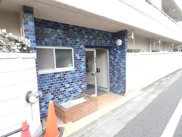 マンション小滝橋 エントランス