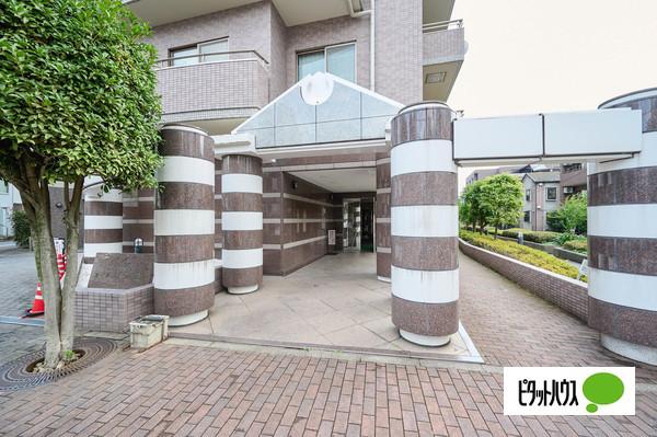 オーベル池袋立教通り エントランス