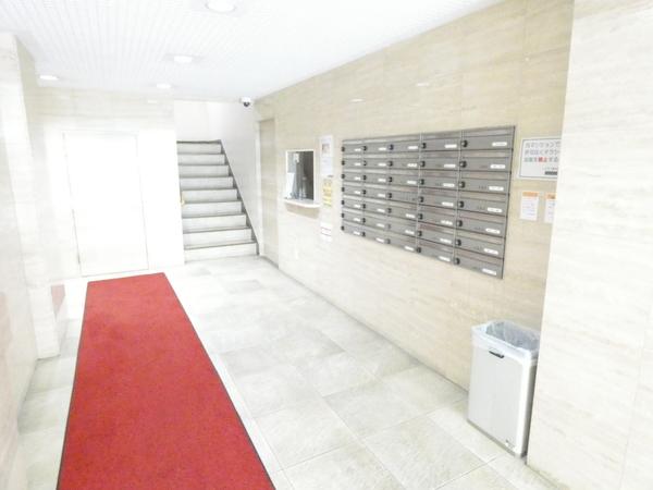 ハイネス東中野 エントランス