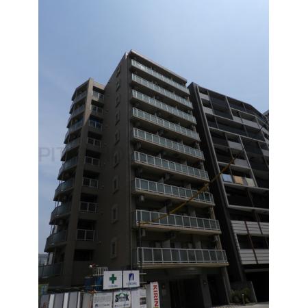 目の前道路の為日当たり良好です。