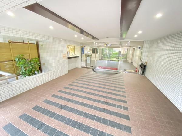 クリオ湘南追浜サニークレスト エントランス