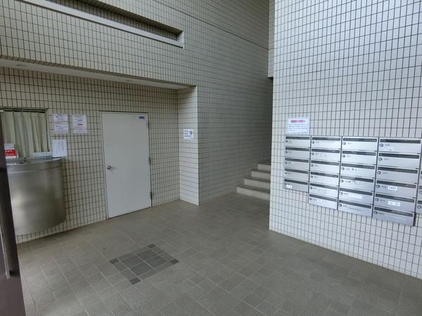 グリーンパーク三郷Ⅱ ロビー