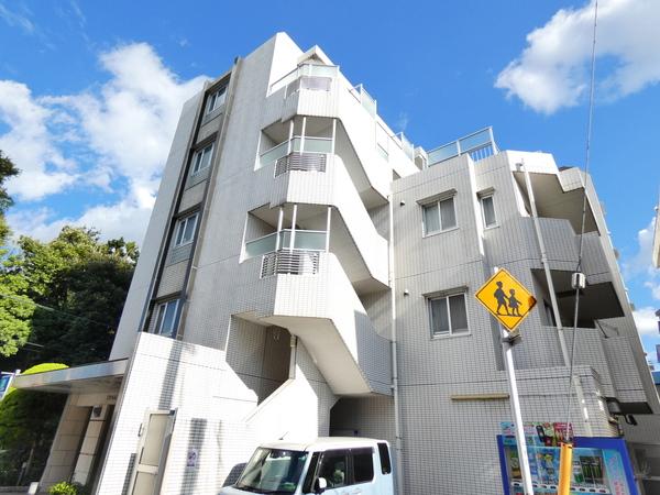ダイナシティ中野新井薬師 外観