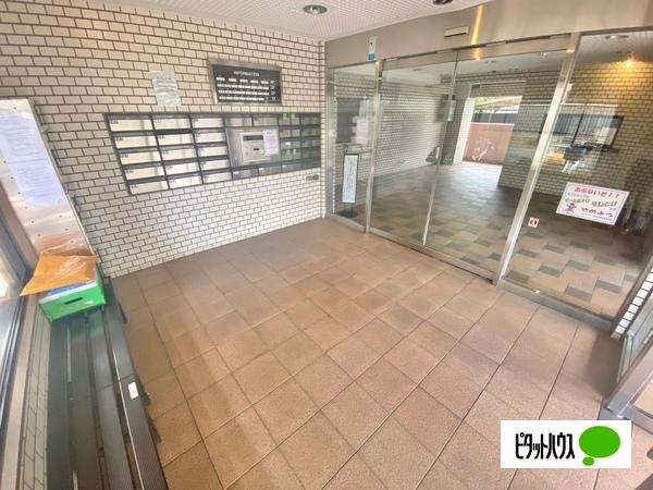 ライオンズマンション北越谷第２ エントランス