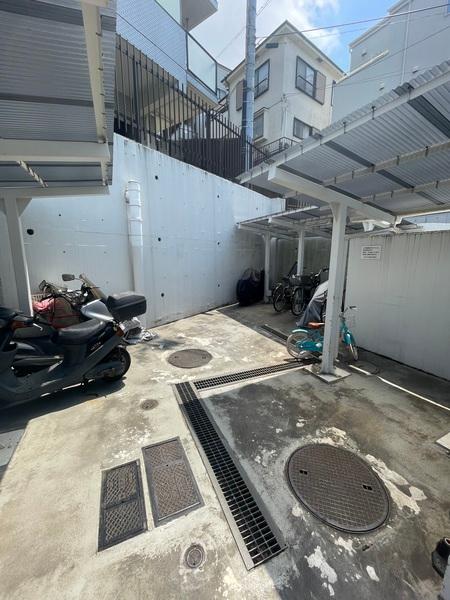 朝日プラザ妙蓮寺Ⅱ 駐車場