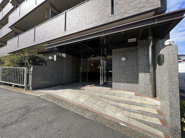 レーベンハイム下赤塚 エントランス