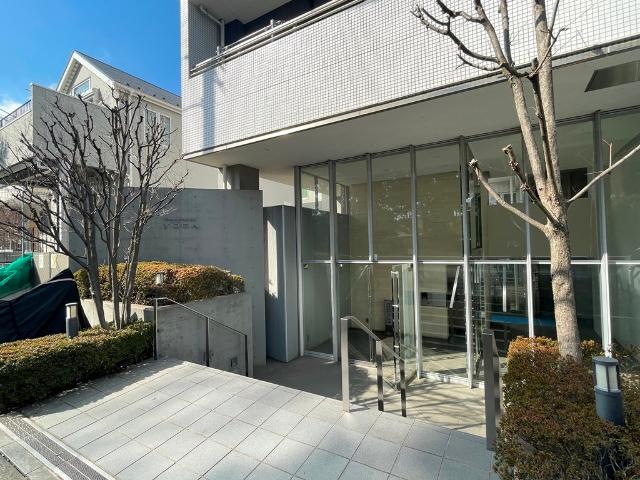 ラコント用賀 エントランス