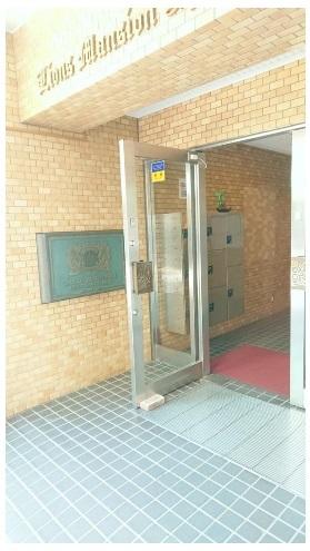 ライオンズマンション新中野第２ エントランス