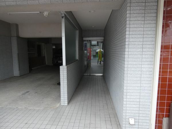 岡本マンション エントランス