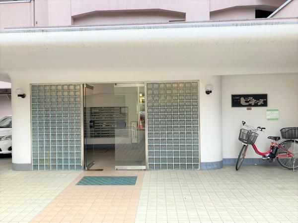 方南町コーポビアネーズ エントランス