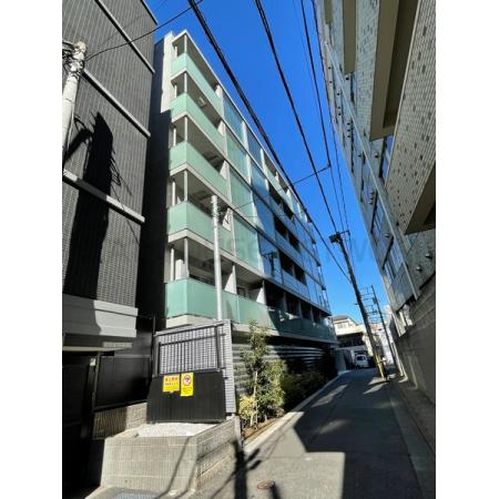 鉄筋コンクリート造・地上６階建て・総戸数