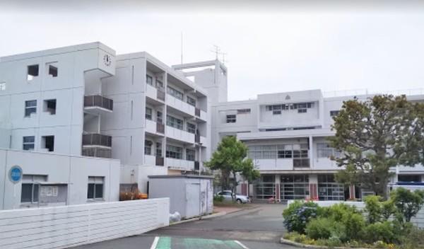 中学校