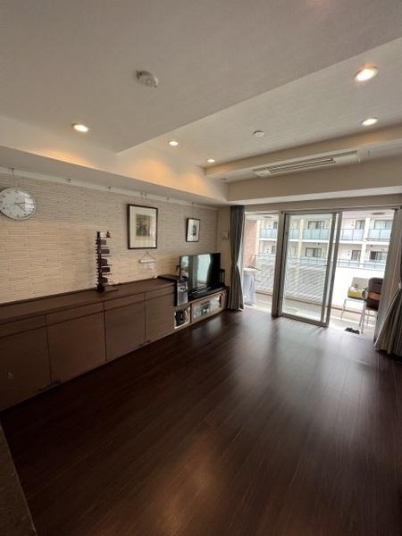 リビングダイニング約16.7帖