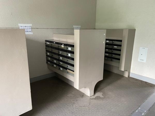 みさと団地１０街区１６号棟 共有部分