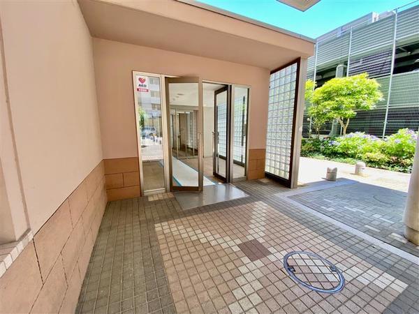 セレナヴィータ新浦安A棟 エントランス