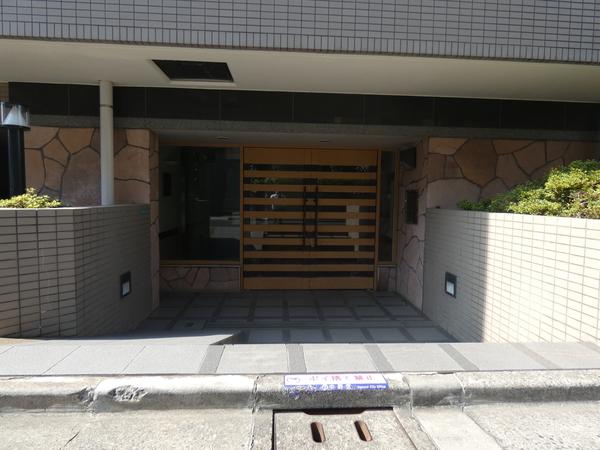 ランドール中野 エントランス