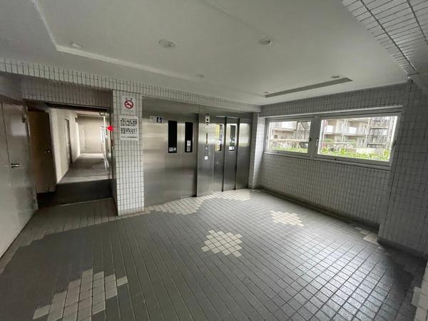 ファミール谷津 エントランス