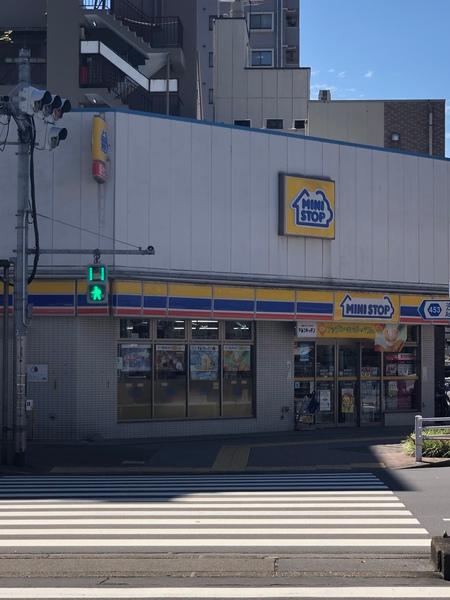 コンビニ