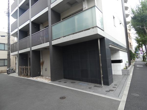 レガリス高円寺Ⅱ エントランス