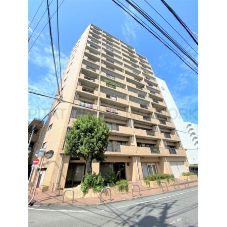 北側建物はワンルームタイプ、南側建物はフ