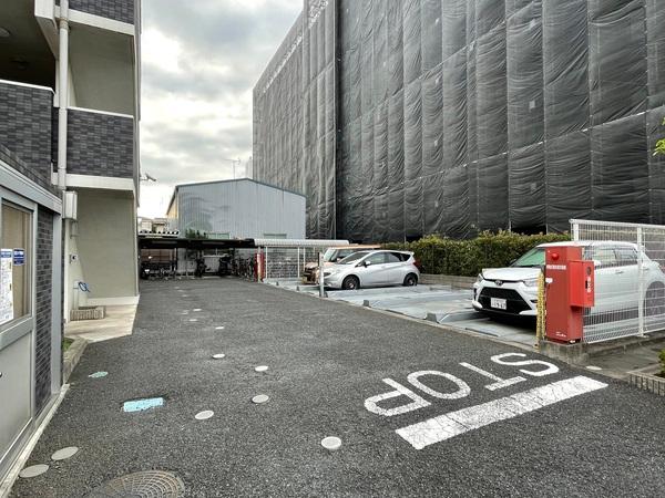 ヴェルディーク中浦和 駐車場