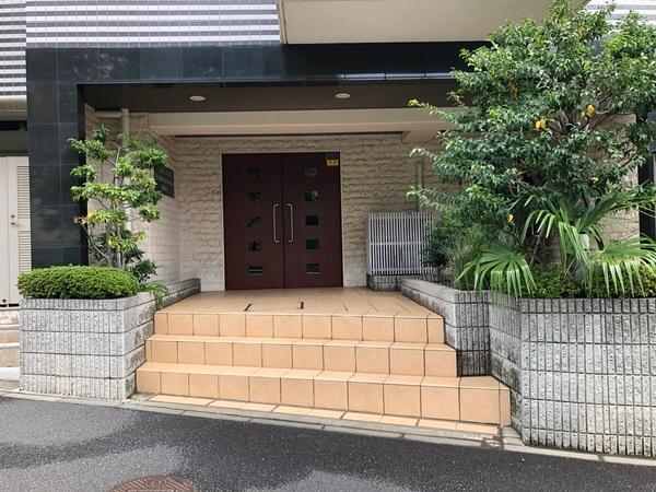 アルファスイート幕張本郷 エントランス