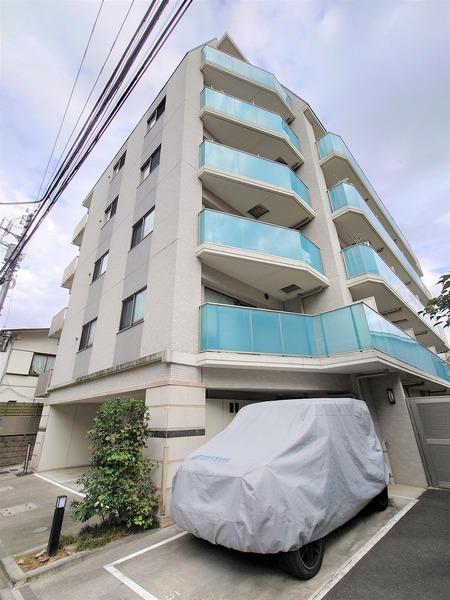 鉄筋コンクリート造地上６階建て・総戸数２