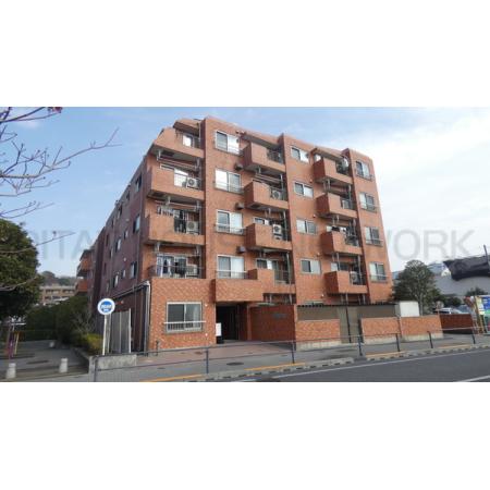定期的に修繕が行われており綺麗な外観です