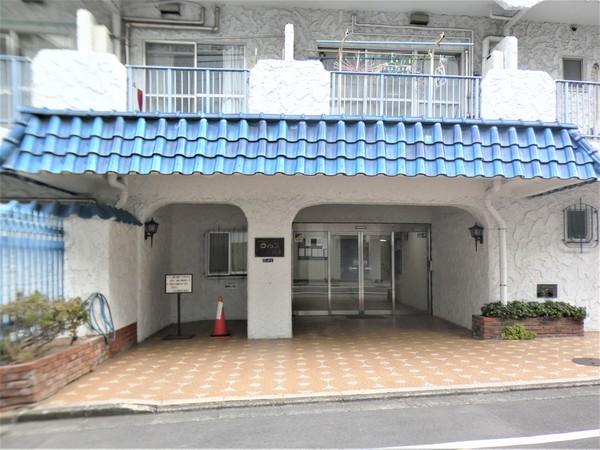 マンションヴィップ新宿柏木 エントランス