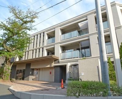 鉄筋コンクリート造地上9階建て・総戸数70