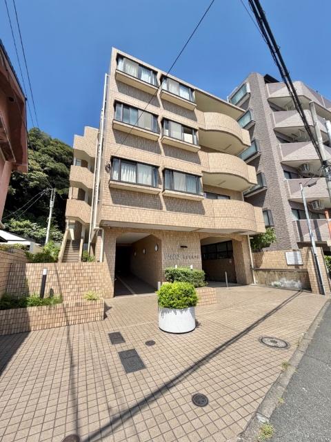 ヴェリテ根岸森林公園 外観