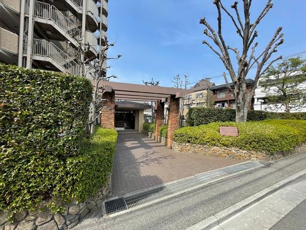 川口5丁目パークホームズ エントランス